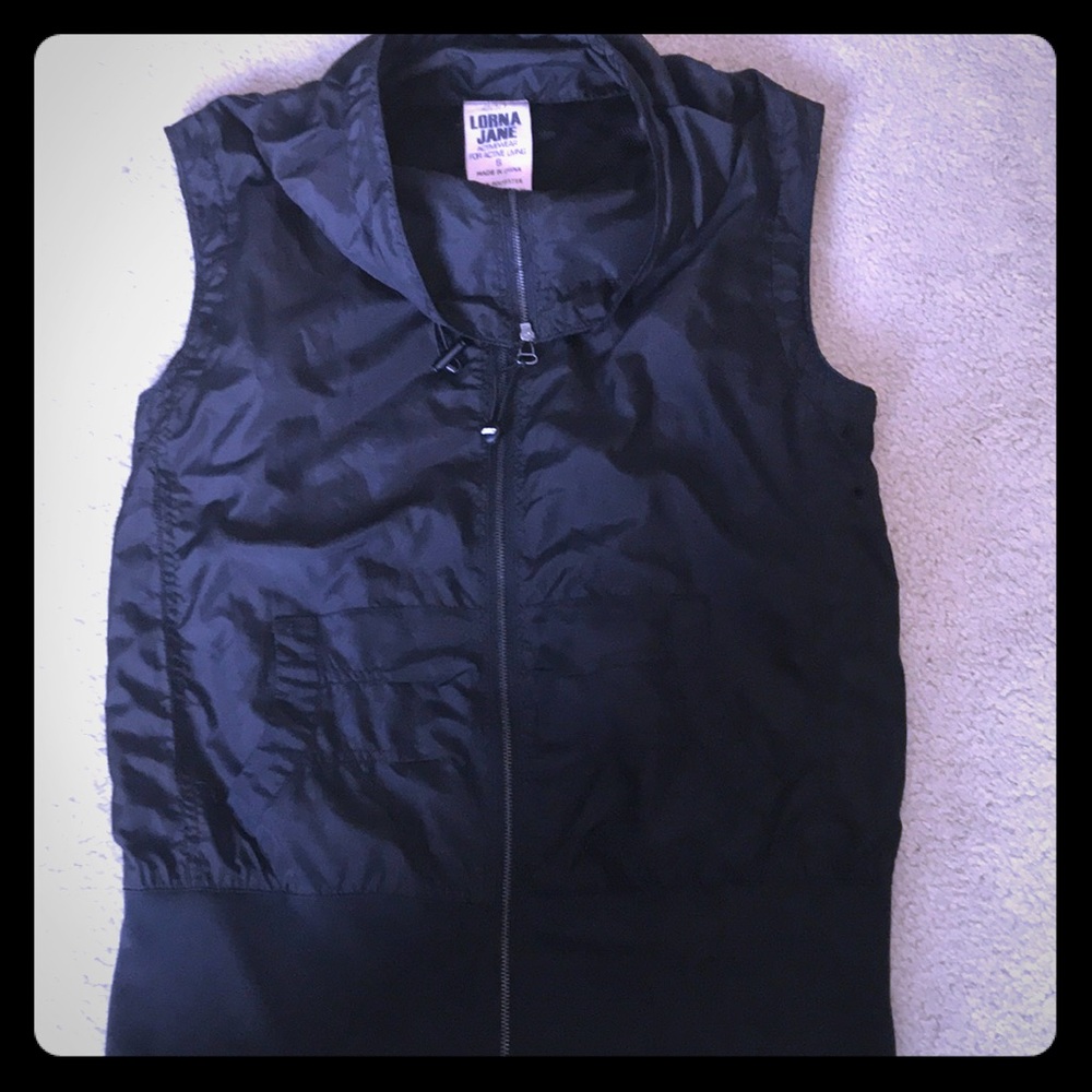 Laura Jane sleeveless windbreaker vest